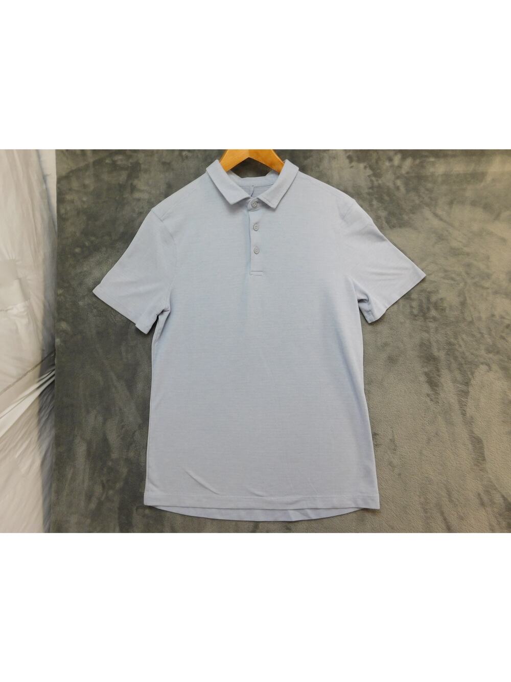 Lululemon Polo Shirt Mens Small Light Blue Performance Golf Knit Logo Athletic